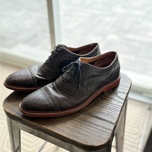 Classic Men’s Leather Brogue Oxfords in Dark Brown
